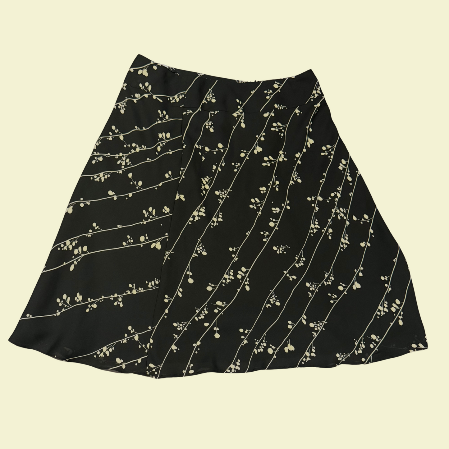 (M-L) Y2K Patterned Maxi Skirt